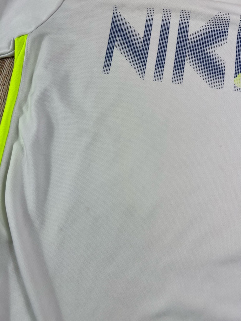 Nike Boys White Neon Shirt & Athletic Shorts Bundle Lot Of 2 Youth Large - Picture 12 of 13